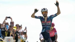 Valentin Paret-Peintre corona el Ventoux y Santiago Buitrago se viste de guerrero en la etapa 16 del Tour de Francia 2025