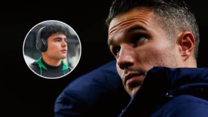 Van Persie, encantado con Stephano Carrillo… pero no descarta un posible préstamo