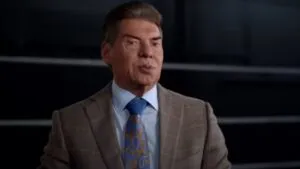 Vince McMahon sobrevive a grave accidente automovilístico en Connecticut