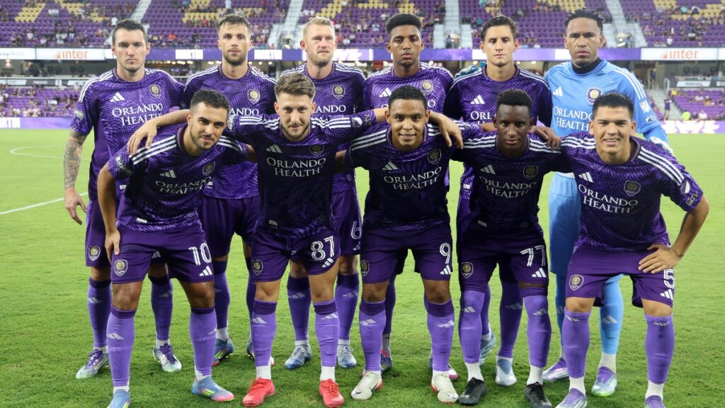 Luis Fernando Muriel en el once inicial de Orlando City / Reuters