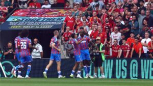 Daniel Muñoz y Jefferson Lerma escriben otra página histórica para el Crystal Palace