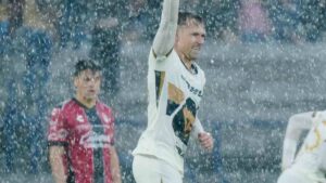 ¡Aaron Ramsey brilla en CU! El galés anota y le da la victoria a Pumas sobre Atlas