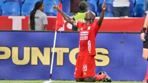 Adrián Ramos sale del retiro para tener un tercer capítulo con América de Cali