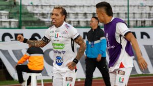 ¡Nunca falla! Con gol de Dayro Moreno, Once Caldas vence a Huracán y acaricia los cuartos de final de la Copa Sudamericana