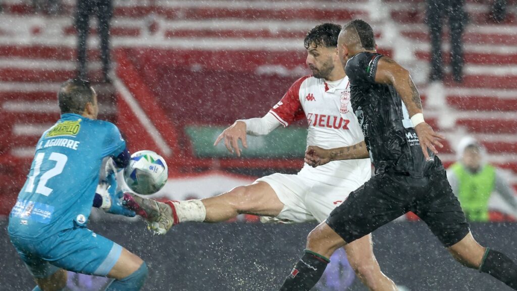 Huracán vs Once Caldas