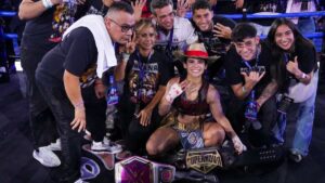 ¡Tetracampeona! Alana Flores derrota a Gala Montes en Supernova Strikers y suma su cuarta corona en el boxeo