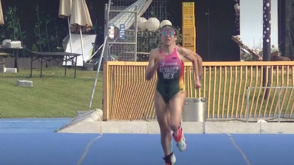 El rebase de Anahí Álvarez 2/3