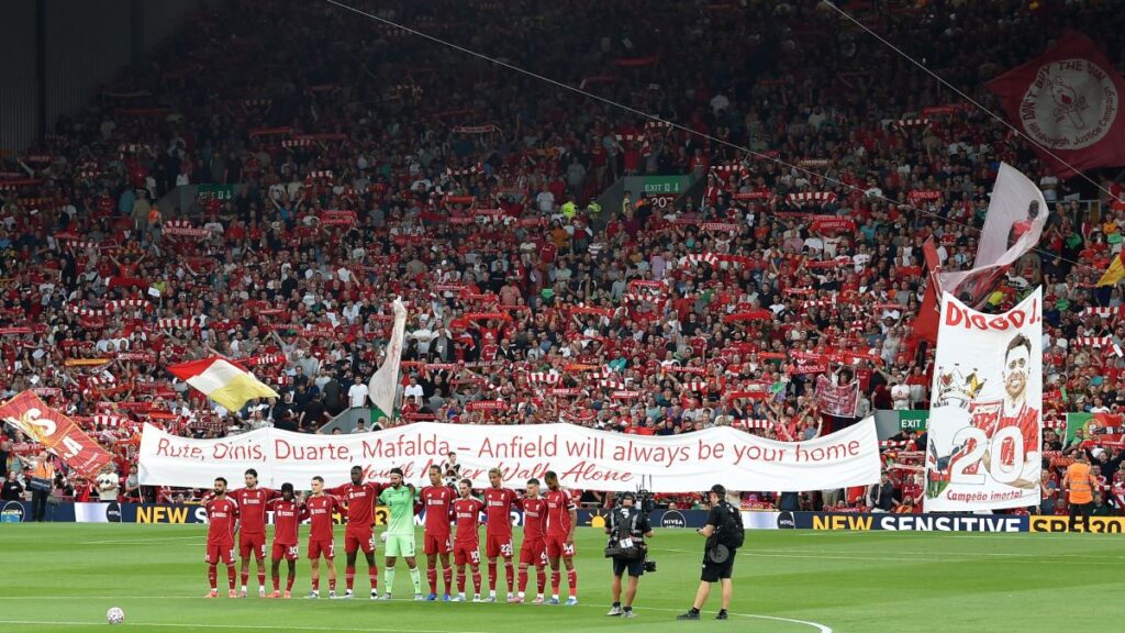 El homenaje a Diogo Jota en Anfield