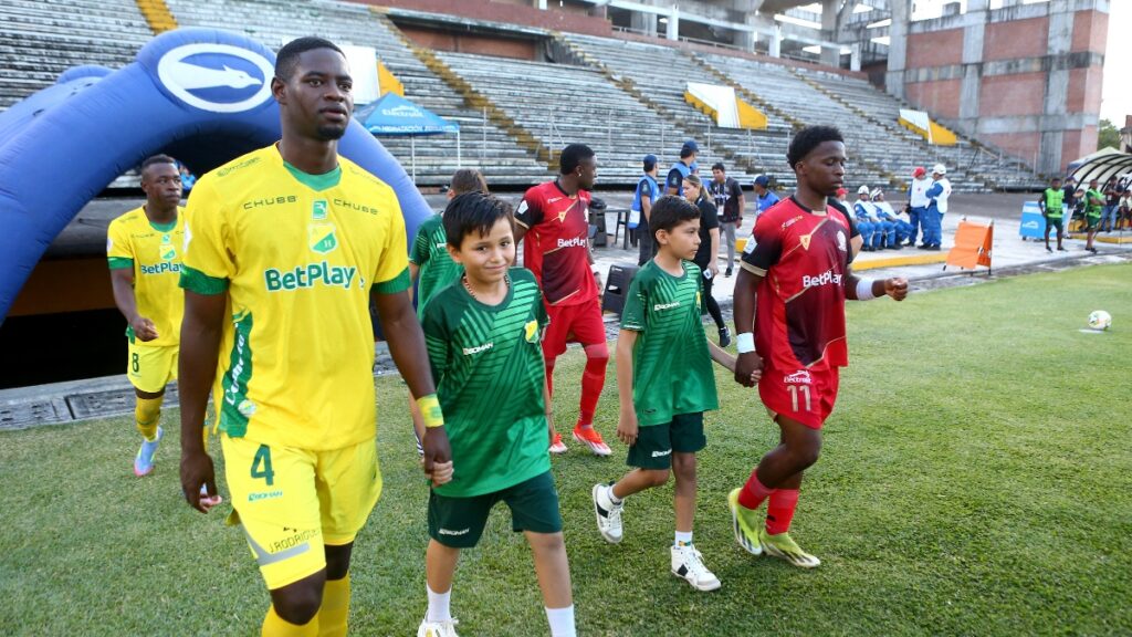 Atletico Huila Estadio Guillermo Plazas Alcid