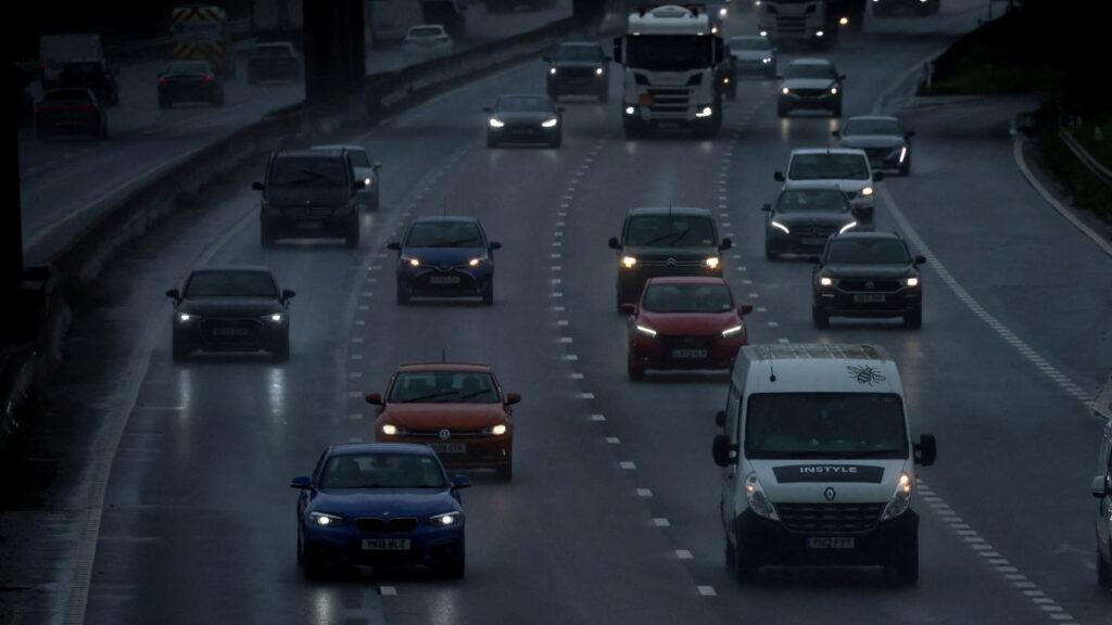 El Programa Hoy No Circula sabatino | Reuters