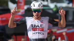 Juan Ayuso se reivindica y gana la séptima etapa de la Vuelta a España