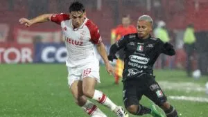 ¡Noche histórica en Parque Patricios! Once Caldas derrota a Huracán y avanza en Sudamericana