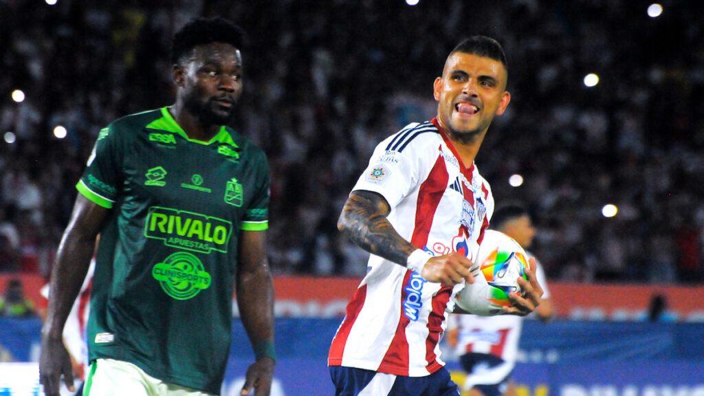Steven Rodríguez celebra un gol. - Vizzor Image.