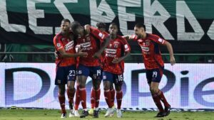 Independiente Medellín aprovecha la ventaja numérica: las claves de la victoria sobre el Deportivo Cali