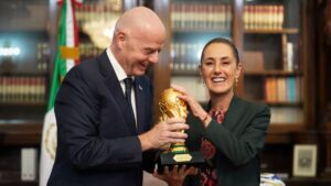 Gianni Infantino visita México rumbo al Mundial 2026