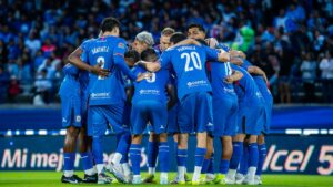 Víctor Velázquez asegura que Cruz Azul tendrá su estadio y busca que sea el legado de su gestión