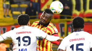 Deportivo Pereira no aprovecha su hombre de más y empata con Fortaleza en Bogotá