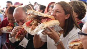 Aleks Syntek y Los Askis cerrarán la Feria de la Torta 2025 en CDMX: horarios y todo lo que debes saber