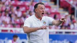 Gabriel Milito explota y niega que eliminación de Chivas sea fracaso