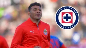 Previo al Chivas vs Cruz Azul, se devela interés celeste en fichar a Tiba Sepúlveda
