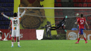 Envigado recupera el aliento con un valioso triunfo ante Deportivo Pasto