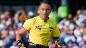 La polémica arbitral se hace presente en el duelo entre Pumas y Puebla