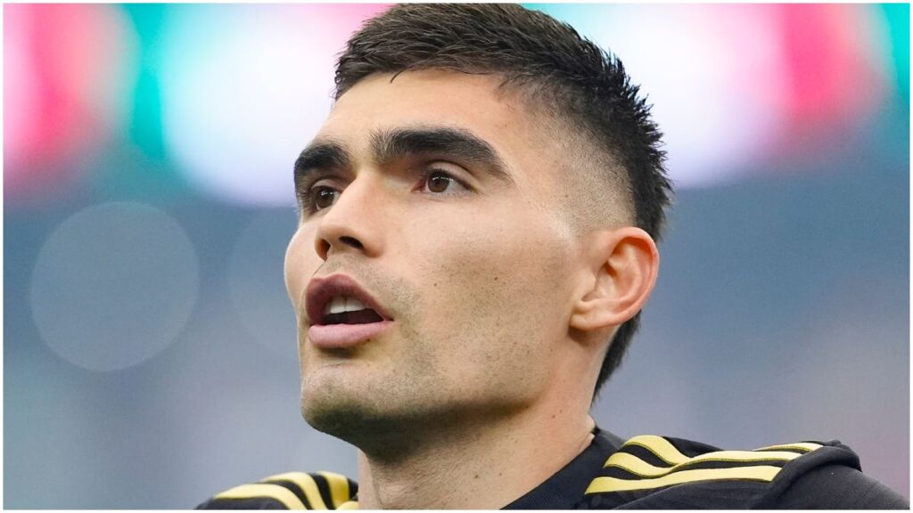 Johan Vásquez se convierte en capitán del Genoa | Imago7