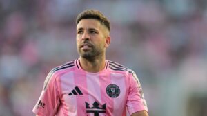 ¡Alerta en el Inter Miami! Jordi Alba sale lesionado y Javier Mascherano es expulsado