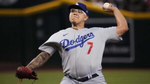 Julio Urías se une a pretemporada de Tomateros tras sanción en MLB