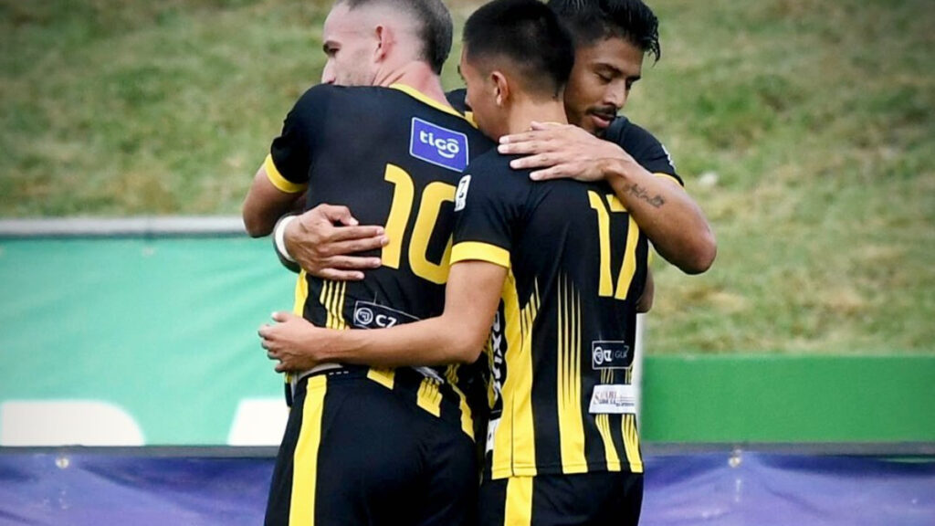 Aurora le ganó bien a Comunicaciones. (Liga Guate)