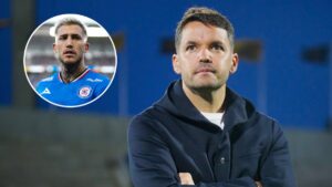 Larcamón confía en la permanencia de Piovi: “Siente los colores de Cruz Azul como pocos”