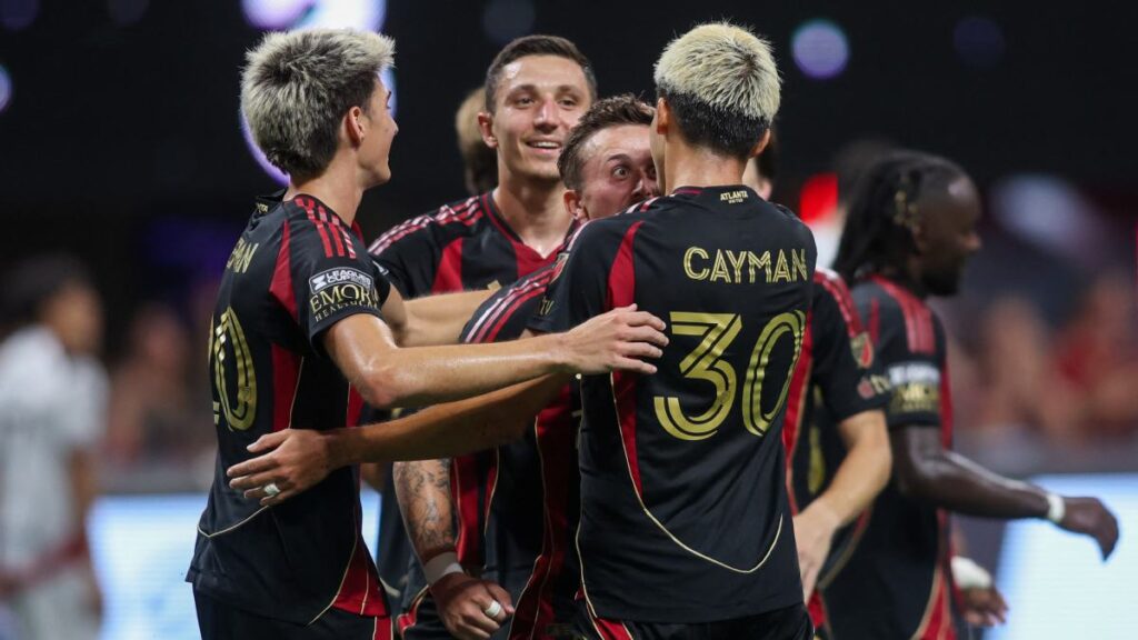 Jugadores del Atlanta en celebración tras gol