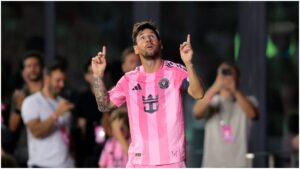 Exjugador del Manchester City revela su intento frustrado de golpear a Leo Messi: “Él es Thanos”