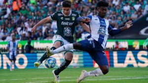 Pachuca empata ante el León y pone en riesgo el liderato del Apertura 2025