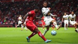 Pumas vuelve a quedarse corto y Toluca le saca el empate en el Nemesio Diez