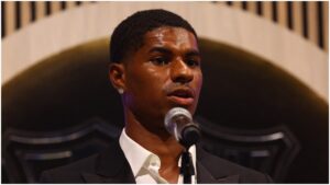 Marcus Rashford le pone la presión al Barcelona: “No veo razones para no ganar todos los trofeos”
