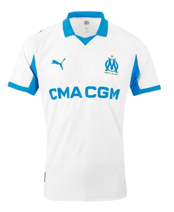 Marsella presenta su nueva playera de local para la temporada 2025-26