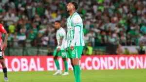 Edwin Cardona pide disculpas tras errar dos penales ante Sao Paulo