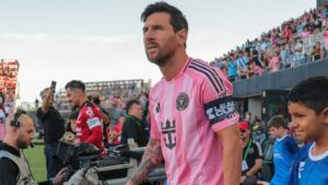 Leo Messi enciende las alarmas en el Inter Miami al salir por lesión
