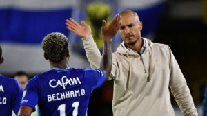 Millonarios tiene un agosto angosto: las cuentas ‘alegres’ para siete partidos en 22 días