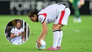 Modric asiste en la victoria del Milan ante Lecce; Gimenez ahoga grito de gol por fuera de juego