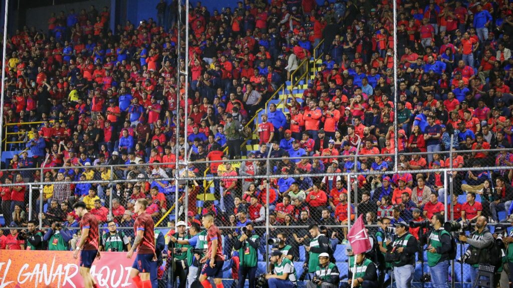 Municipal se fue insultado por su empate ante San Miguelito | Concacaf.com