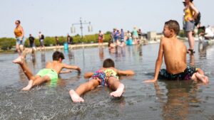 ¿Alumnos de primaria regresan a clases en agosto 2025? Aquí te decimos cuándo es la fecha oficial