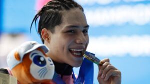 ¡Histórico! Osmar Olvera conquista el oro en trampolín de 3 metros en Singapur 2025