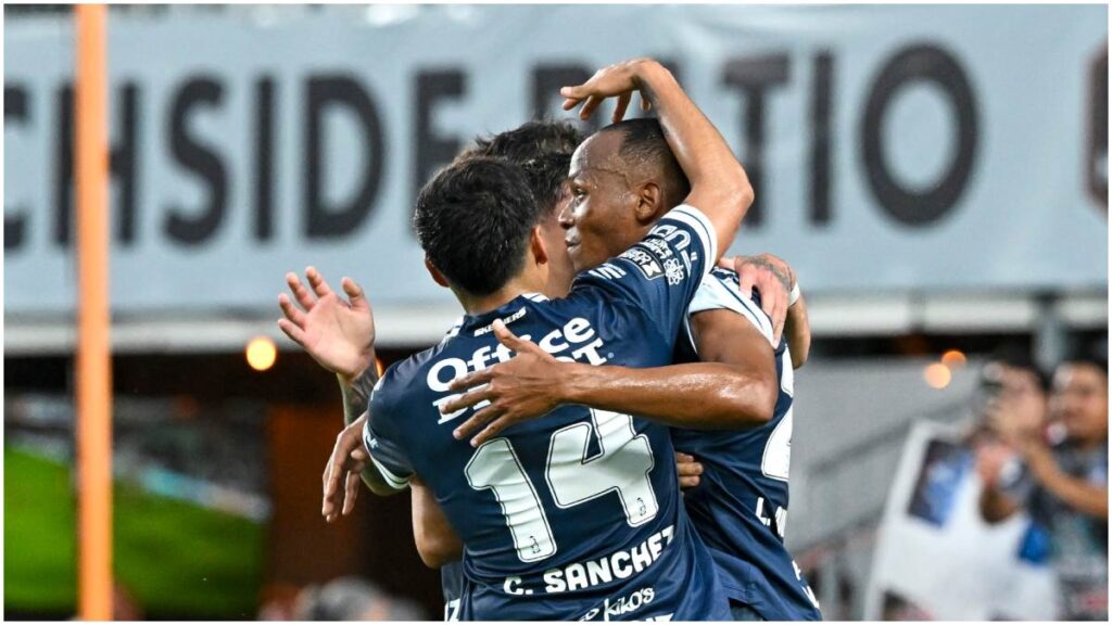 Pachuca celebra victoria sobre el Houston Dynamo | Reuters; Imagn Images