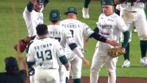 Pericos vence a Piratas y se mantiene con vida en los playoffs de la LMB 2025