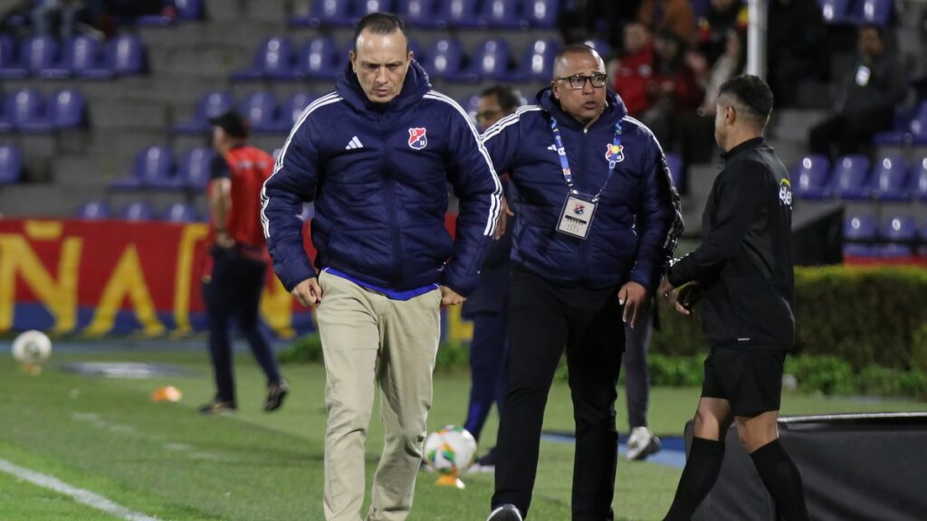 Alejandro Restrepo en la victoria del Medellín vs Pasto / Vizzor