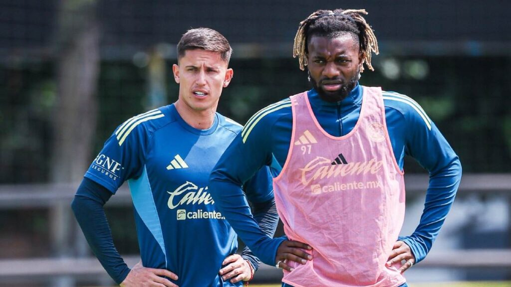 Allan Saint-Maximin en un entrenamiento con América