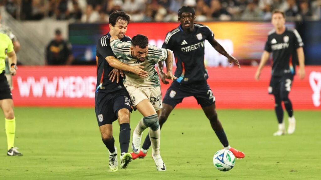 San Diego no puede hacerse de la victoria ante Portland, pero consigue su acceso a los playoffs