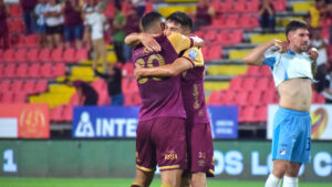 Deportes Tolima, una expulsión de Álex Castro y el VAR ahogan a Millonarios: las claves del partido en Ibagué